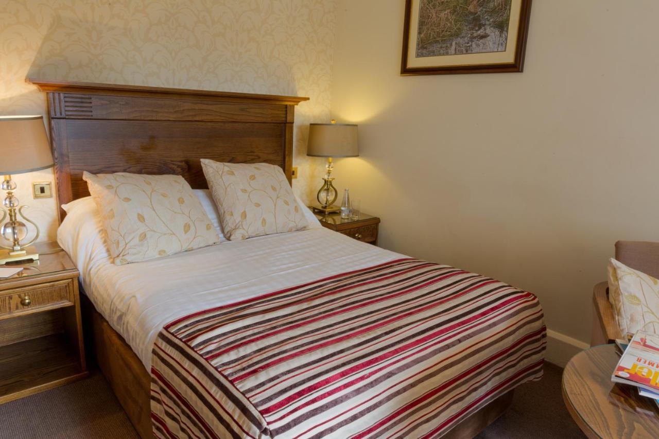 Grinkle Park Hotel Loftus Extérieur photo
