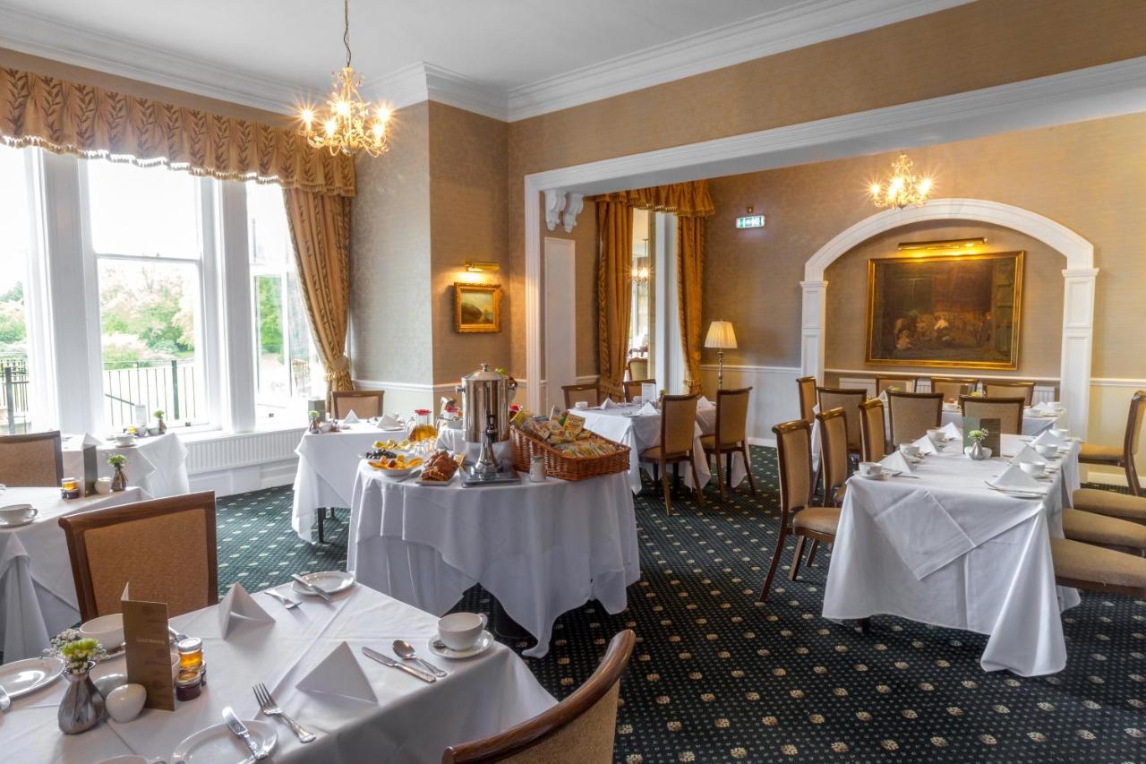 Grinkle Park Hotel Loftus Extérieur photo